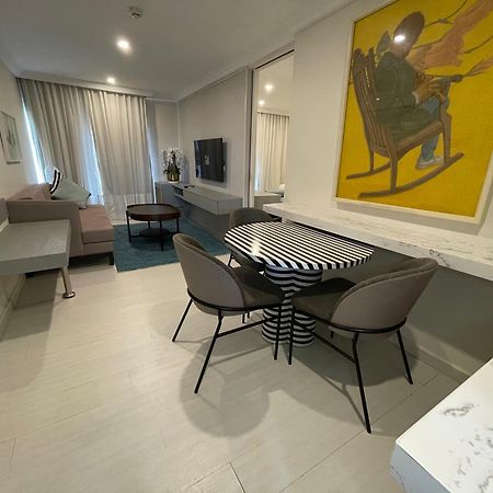 Ambiance Boutique Art Hotel Karacsi Kültér fotó