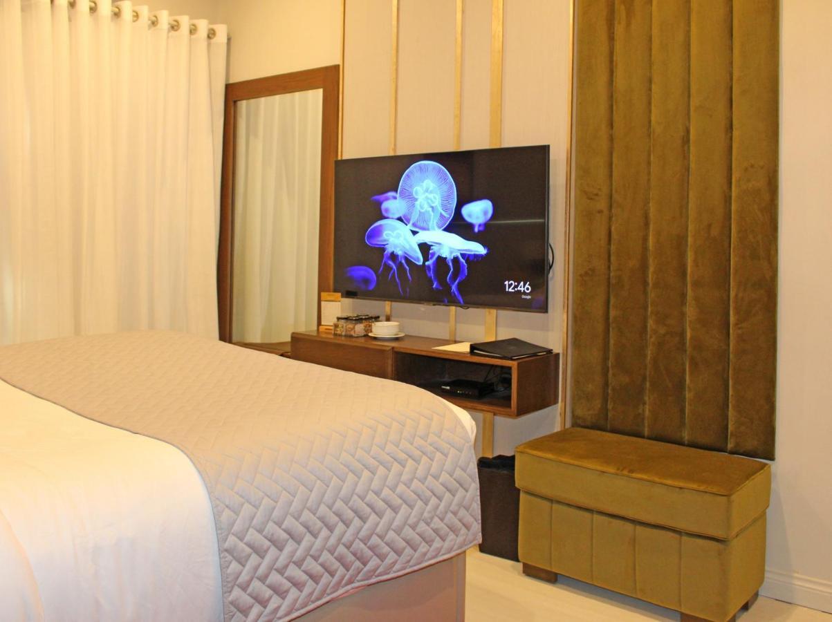 Ambiance Boutique Art Hotel Karacsi Kültér fotó